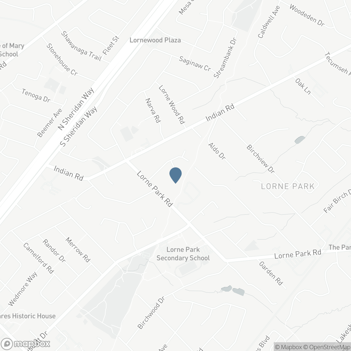 1326 PRINCE ALBERT COURT, Mississauga, Ontario L5H 3S1